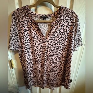 Roz & Ali Pink and Black Leaf Print Blouse